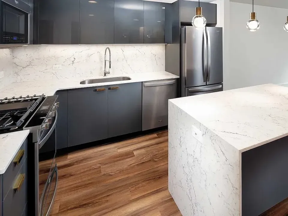 3 Bed 2 Bath Contemporary High-Rise Condo in New York, NY - 2