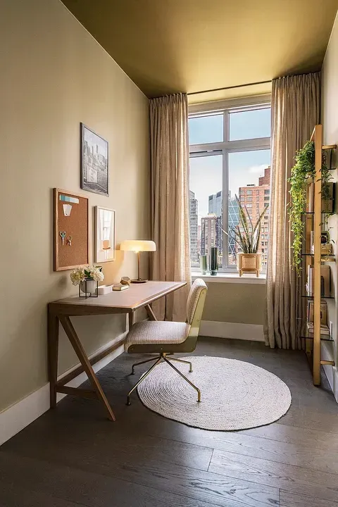 3 Bed 2 Bath Contemporary High-Rise Condo in New York, NY - 2