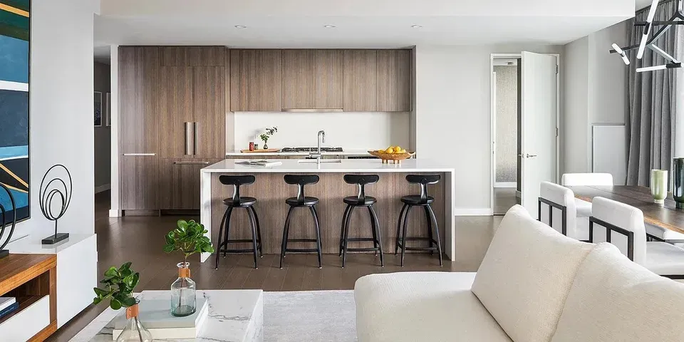 3 Bed 2 Bath Contemporary High-Rise Condo in New York, NY - 5