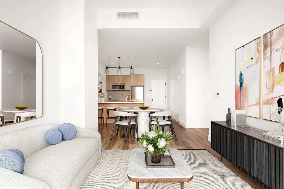 3 Bed 2 Bath Contemporary High-Rise Condo in New York, NY - 3