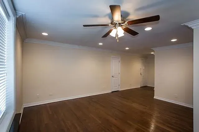 3 Bed 2 Bath Contemporary High-Rise Condo in New York, NY - 3