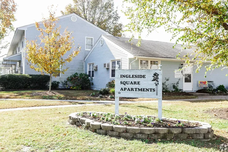 3 Bed 2 Bath Contemporary High-Rise Condo in Norfolk, VA - 1