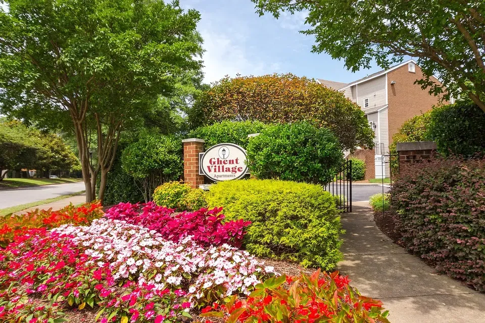 3 Bed 2 Bath Contemporary High-Rise Condo in Norfolk, VA - 5