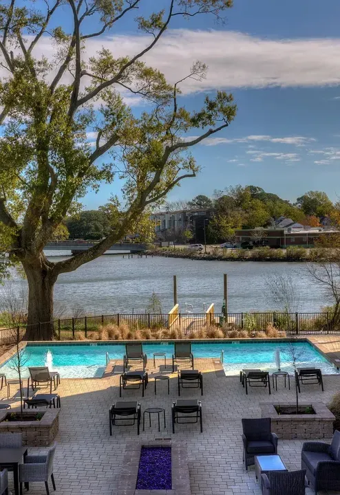 3 Bed 2 Bath Contemporary High-Rise Condo in Norfolk, VA - 1