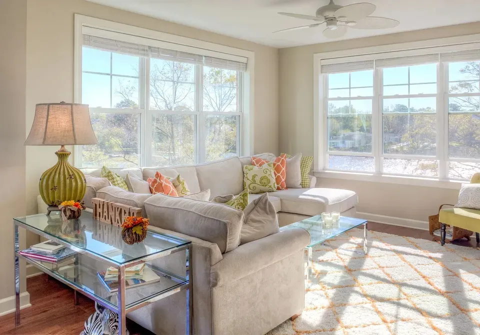 3 Bed 2 Bath Contemporary High-Rise Condo in Norfolk, VA - 2