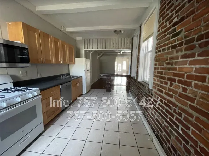 3 Bed 2 Bath Contemporary High-Rise Condo in Norfolk, VA