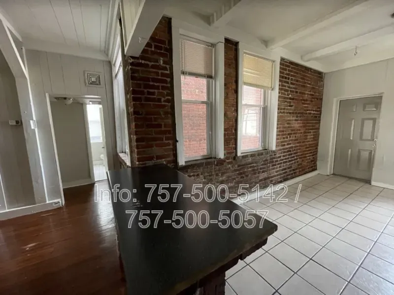 3 Bed 2 Bath Contemporary High-Rise Condo in Norfolk, VA - 2
