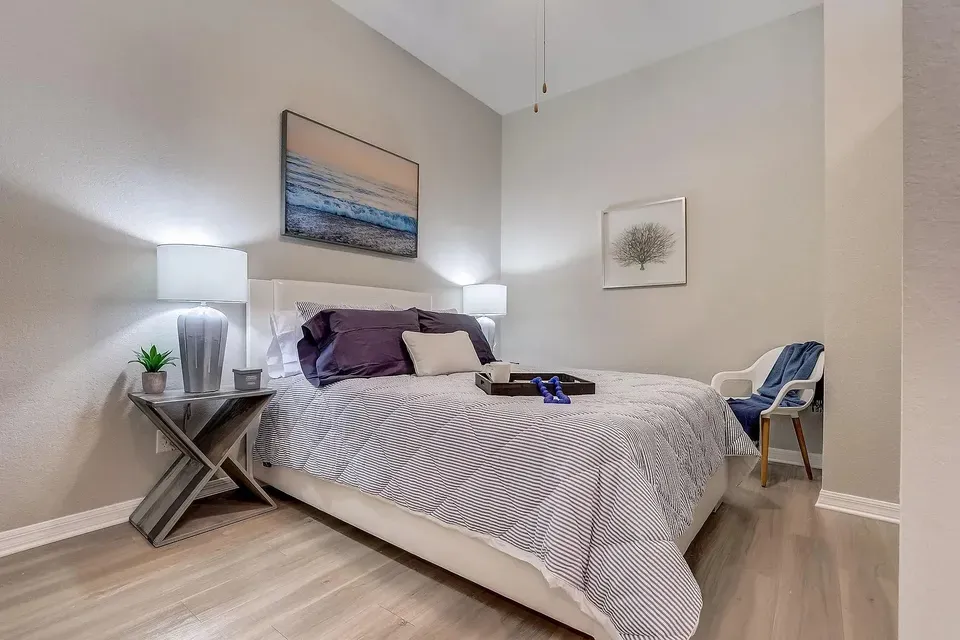3 Bed 2 Bath Contemporary High-Rise Condo in Orlando, FL - 5