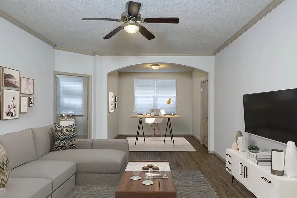 3 Bed 2 Bath Contemporary High-Rise Condo in Orlando, FL - 2