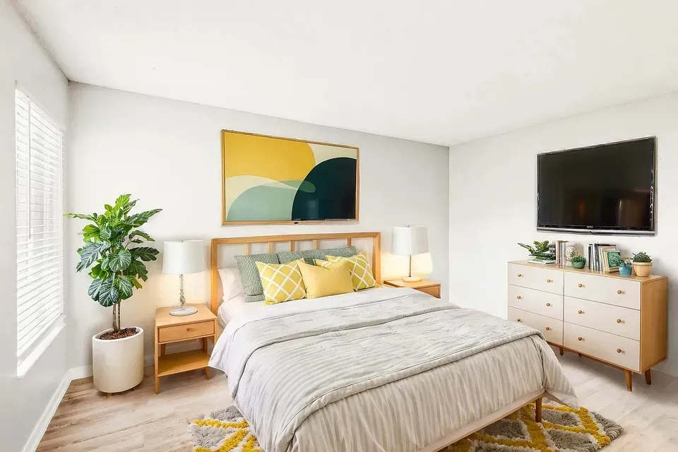 3 Bed 2 Bath Contemporary High-Rise Condo in Orlando, FL - 5