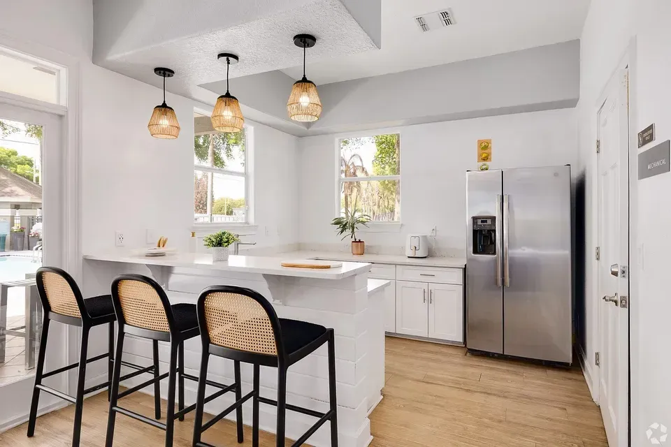 3 Bed 2 Bath Contemporary High-Rise Condo in Orlando, FL - 5