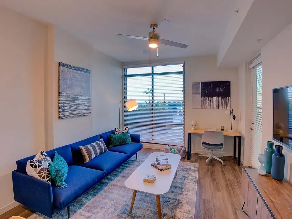 3 Bed 2 Bath Contemporary High-Rise Condo in Orlando, FL - 3