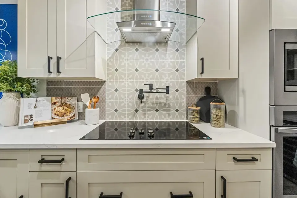 3 Bed 2 Bath Contemporary High-Rise Condo in Orlando, FL - 5