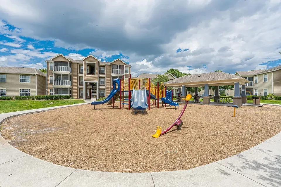 3 Bed 2 Bath Contemporary High-Rise Condo in Orlando, FL - 5