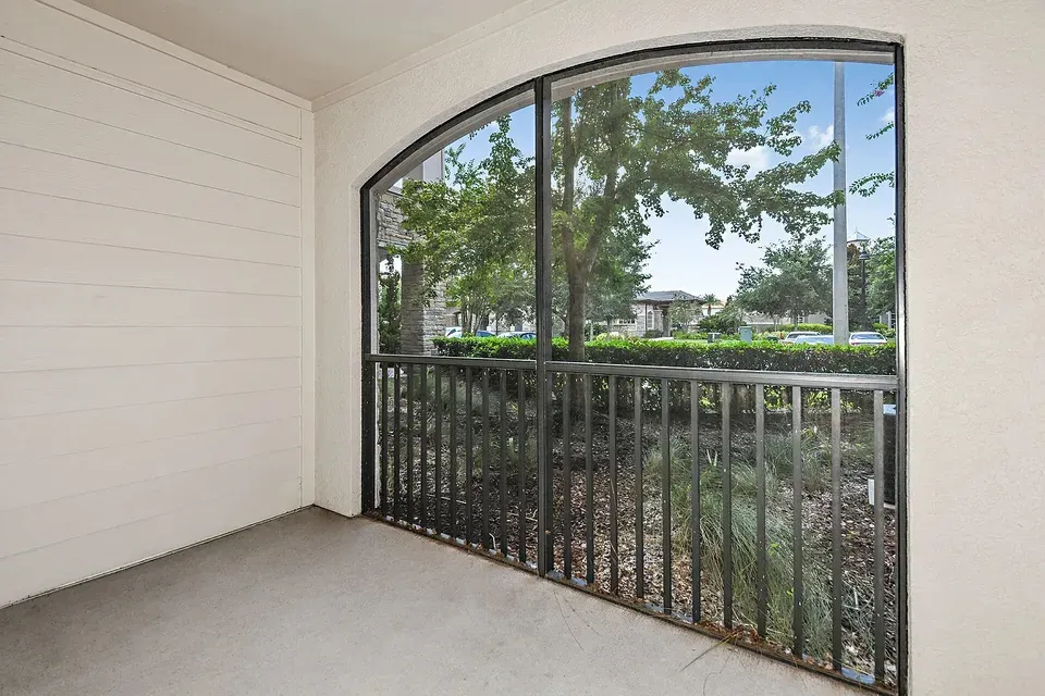 3 Bed 2 Bath Contemporary High-Rise Condo in Orlando, FL - 3