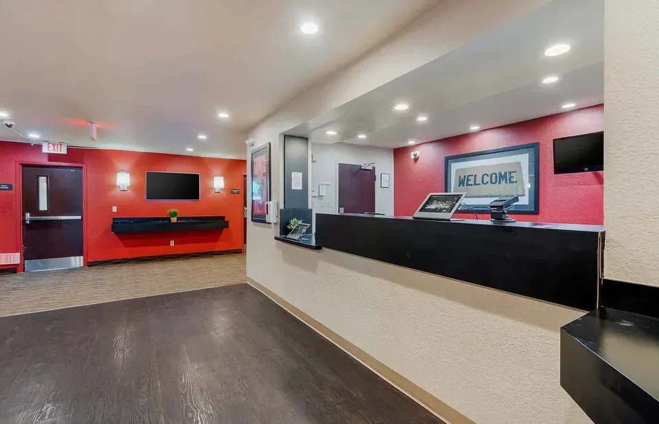 3 Bed 2 Bath Contemporary High-Rise Condo in Orlando, FL - 4