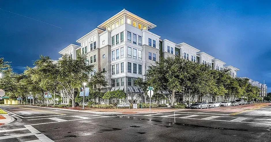 3 Bed 2 Bath Contemporary High-Rise Condo in Orlando, FL