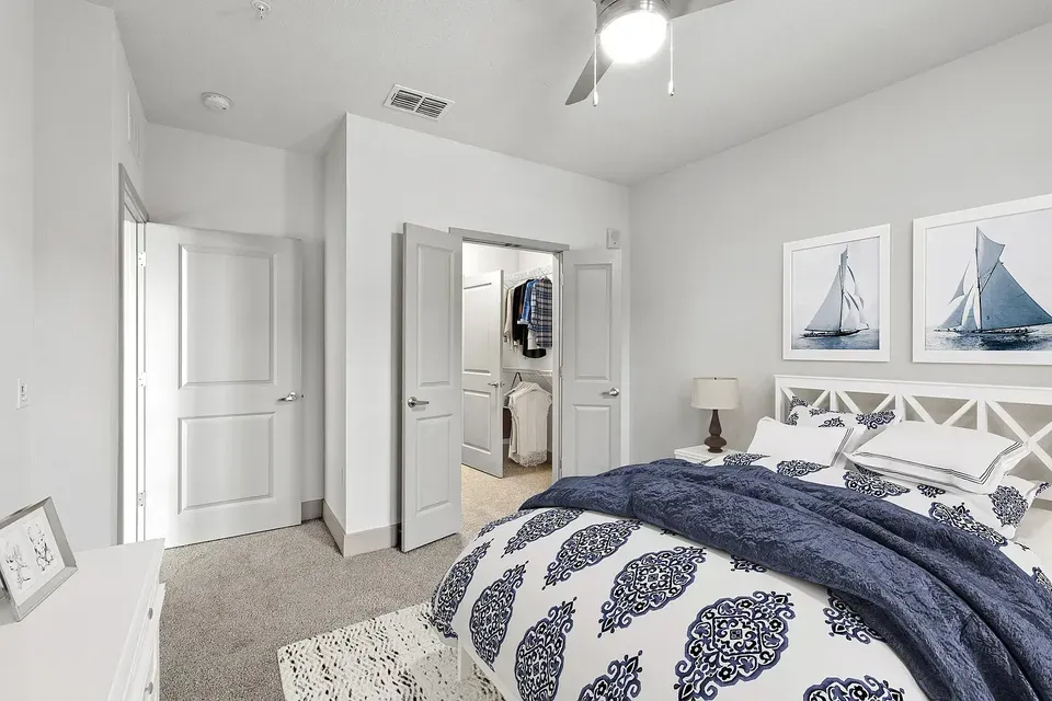 3 Bed 2 Bath Contemporary High-Rise Condo in Orlando, FL - 3