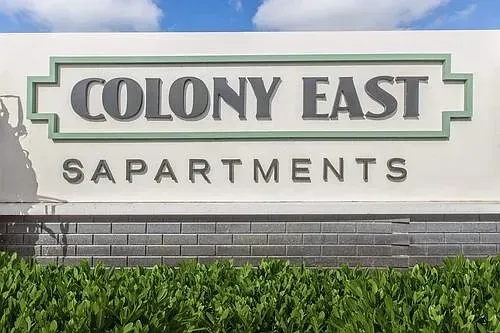 3 Bed 2 Bath Contemporary High-Rise Condo in Orlando, FL - 3