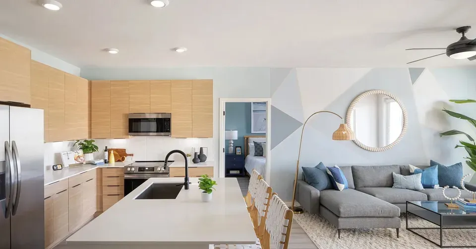 3 Bed 2 Bath Contemporary High-Rise Condo in Orlando, FL - 4