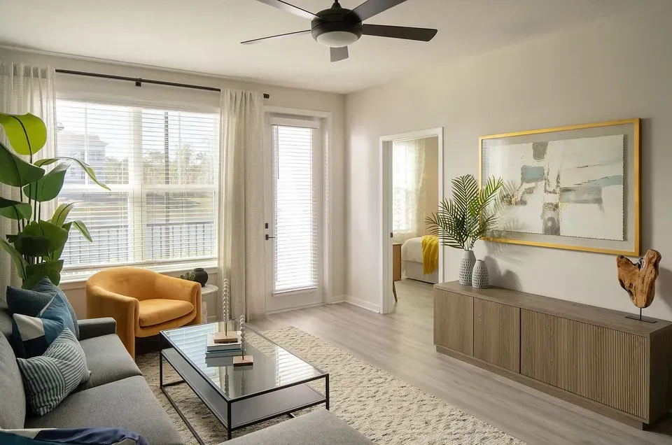 3 Bed 2 Bath Contemporary High-Rise Condo in Orlando, FL - 5