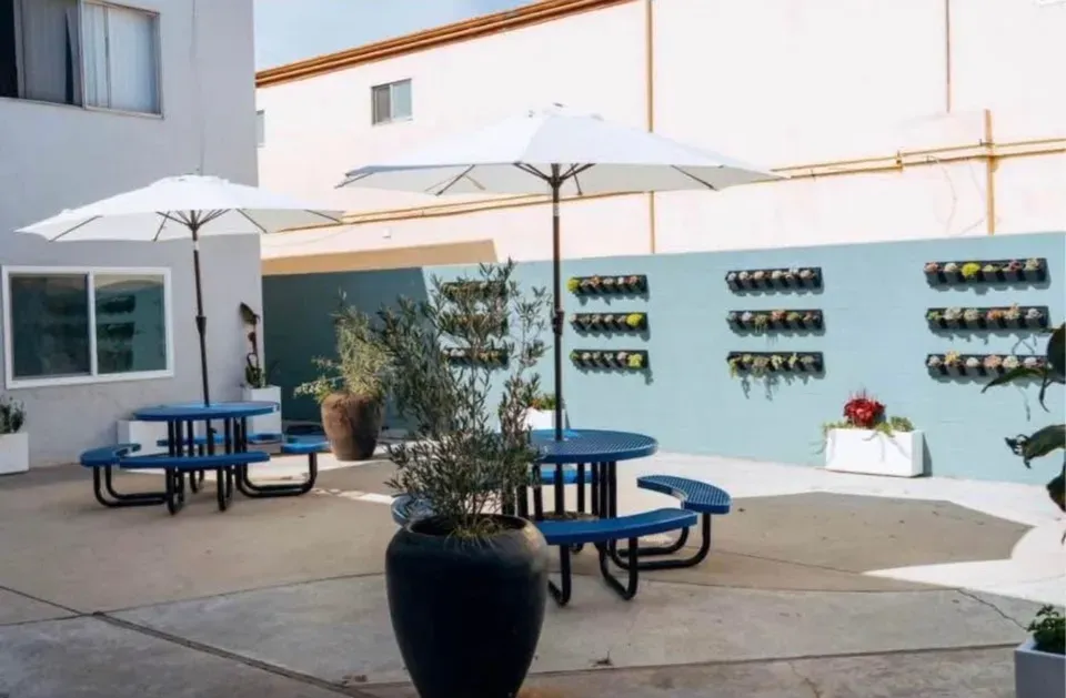 3 Bed 2 Bath Contemporary High-Rise Condo in Oxnard, CA