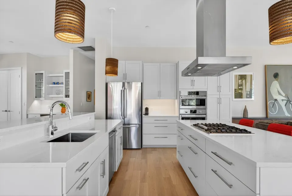 3 Bed 2 Bath Contemporary High-Rise Condo in Portland, ME - 3