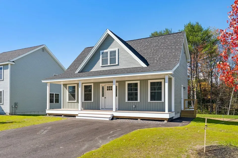 3 Bed 2 Bath Contemporary High-Rise Condo in Portland, ME - 1