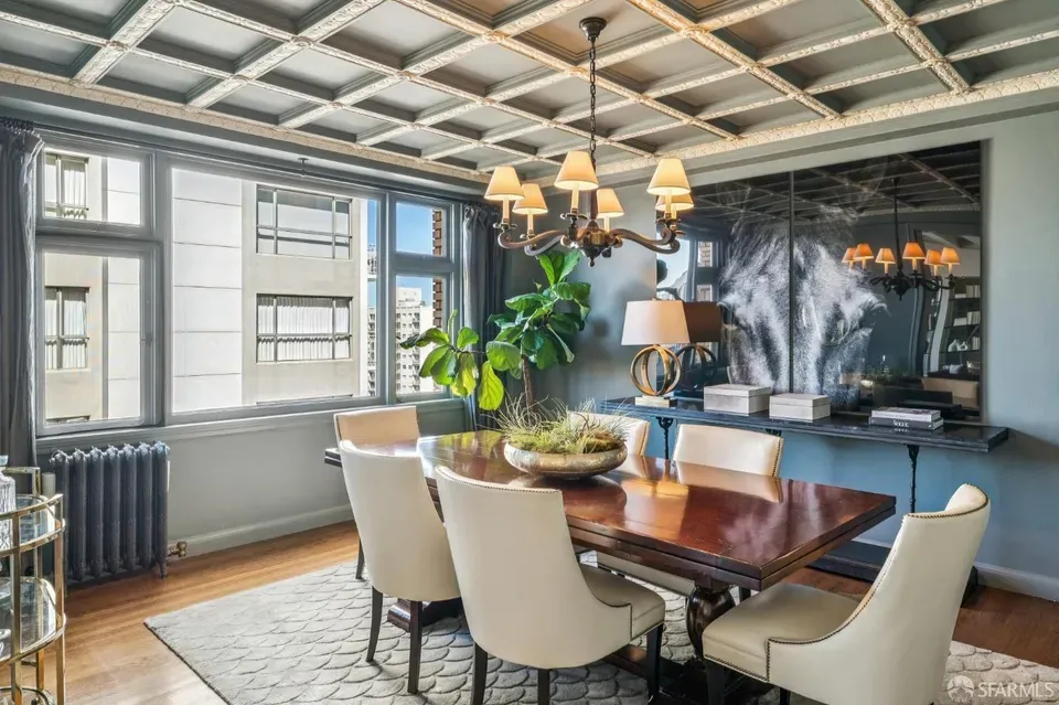 3 Bed 2 Bath Contemporary High-Rise Condo in San Francisco, CA - 3
