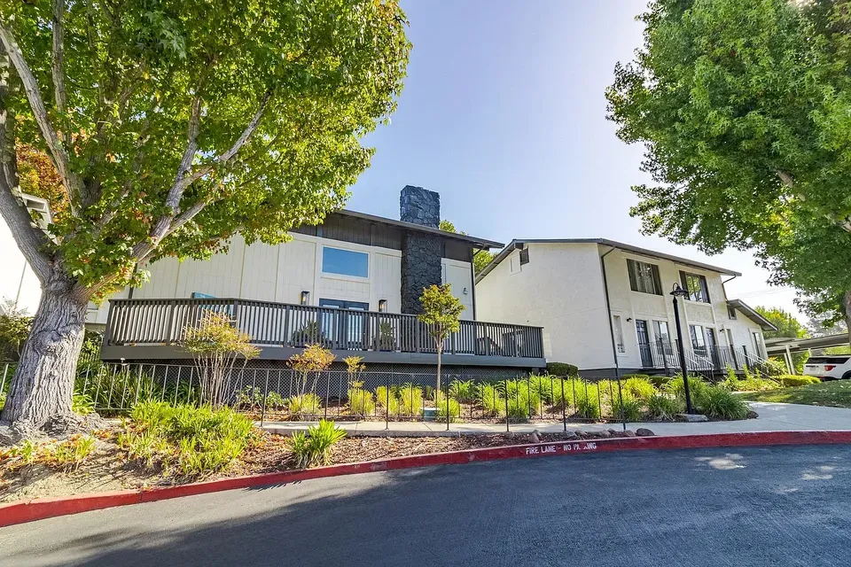 3 Bed 2 Bath Contemporary High-Rise Condo in Santa Cruz, CA - 3