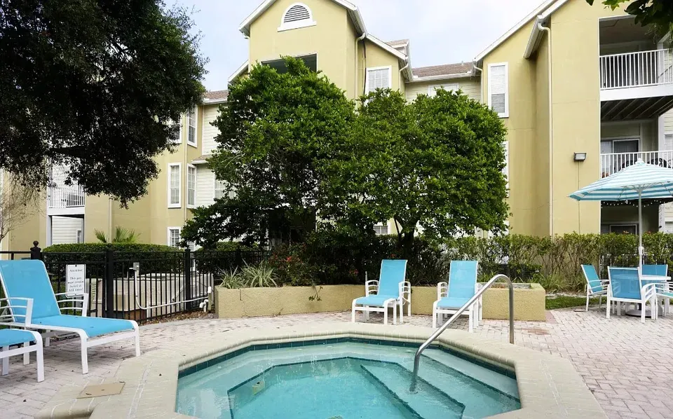 3 Bed 2 Bath Contemporary High-Rise Condo in Tampa, FL - 3