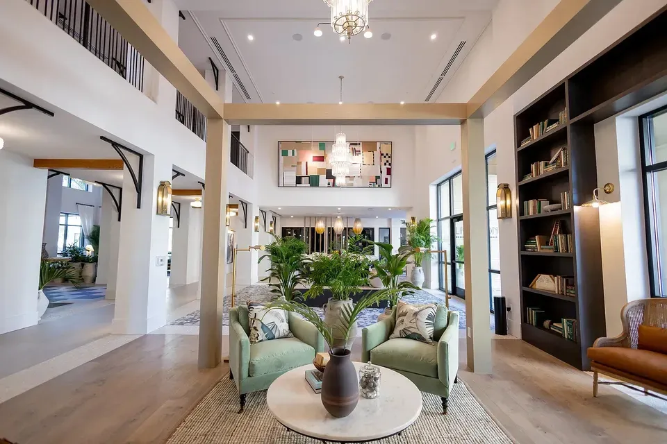 3 Bed 2 Bath Contemporary High-Rise Condo in Tampa, FL - 4