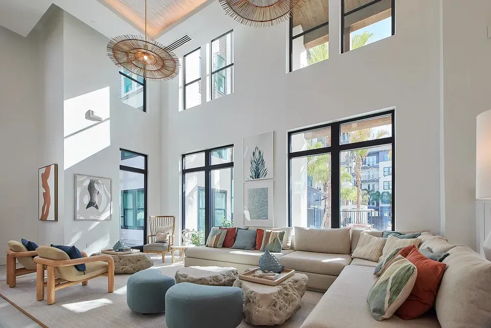 3 Bed 2 Bath Contemporary High-Rise Condo in Tampa, FL - 4