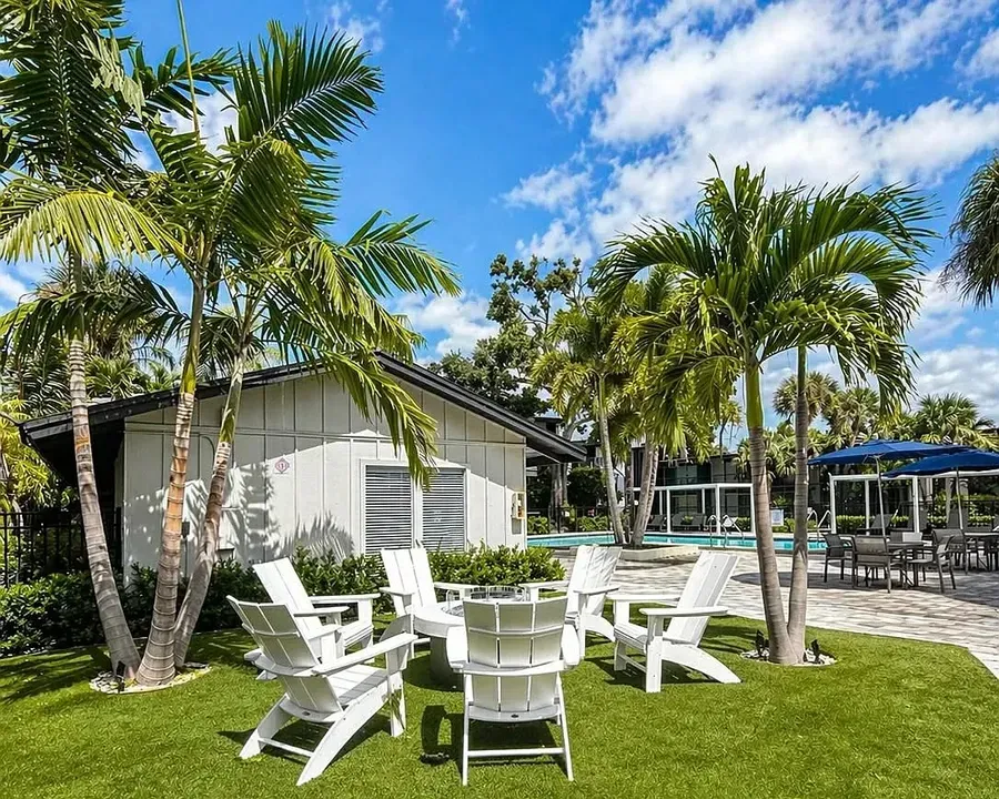 3 Bed 2 Bath Contemporary High-Rise Condo in Tampa, FL - 1