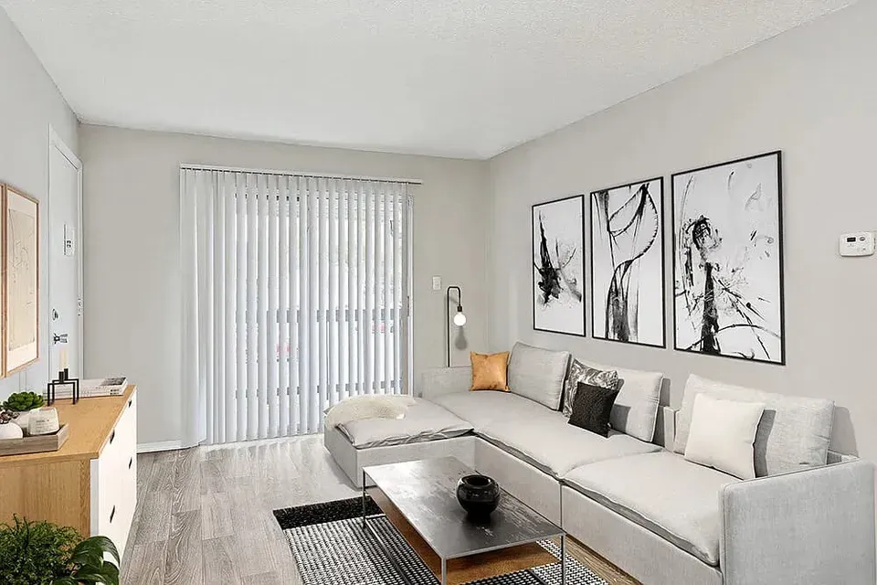 3 Bed 2 Bath Contemporary High-Rise Condo in Tampa, FL - 3