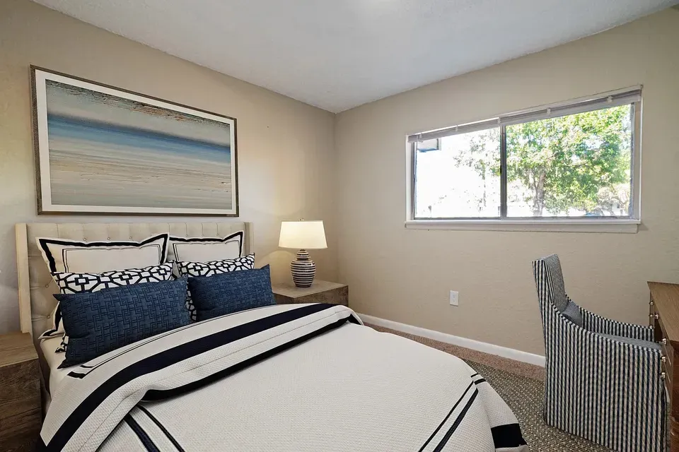 3 Bed 2 Bath Contemporary High-Rise Condo in Tampa, FL - 5