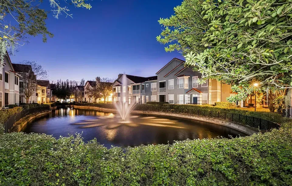 3 Bed 2 Bath Contemporary High-Rise Condo in Tampa, FL - 1