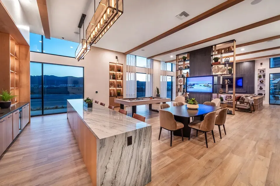 3 Bed 2 Bath Contemporary High-Rise Condo in Temecula, CA - 3