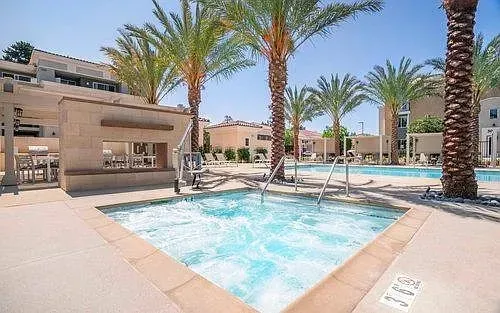 3 Bed 2 Bath Contemporary High-Rise Condo in Temecula, CA - 2