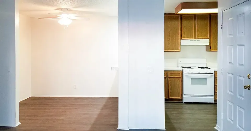 3 Bed 2 Bath Contemporary High-Rise Condo in Temecula, CA - 3