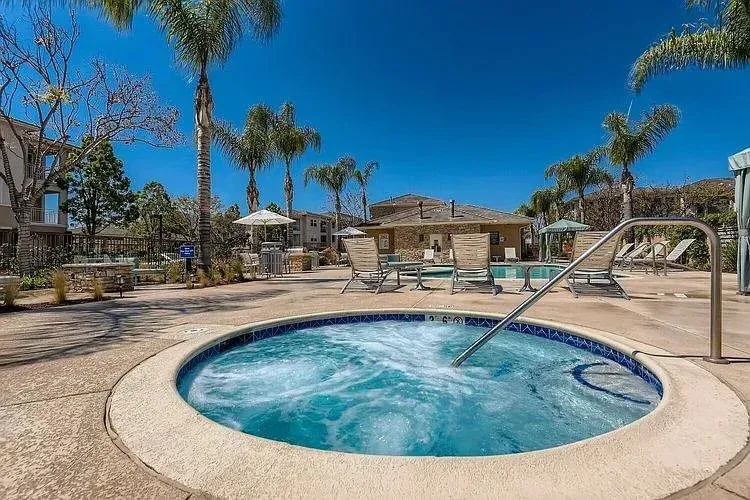 3 Bed 2 Bath Contemporary High-Rise Condo in Temecula, CA - 2