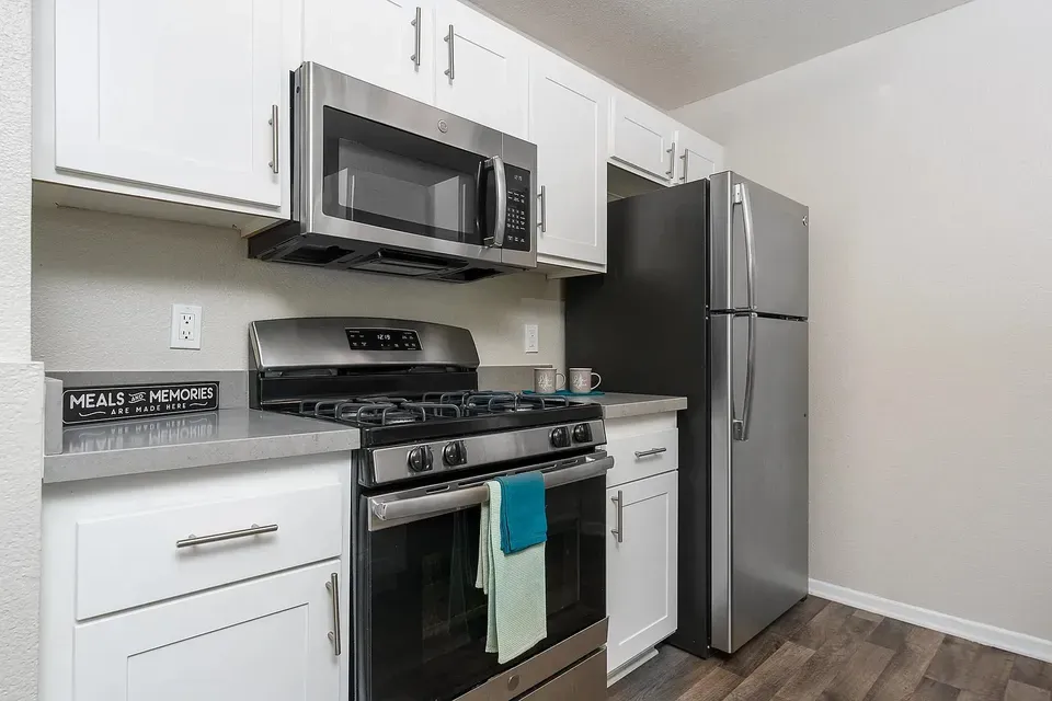 3 Bed 2 Bath Contemporary High-Rise Condo in Temecula, CA - 3
