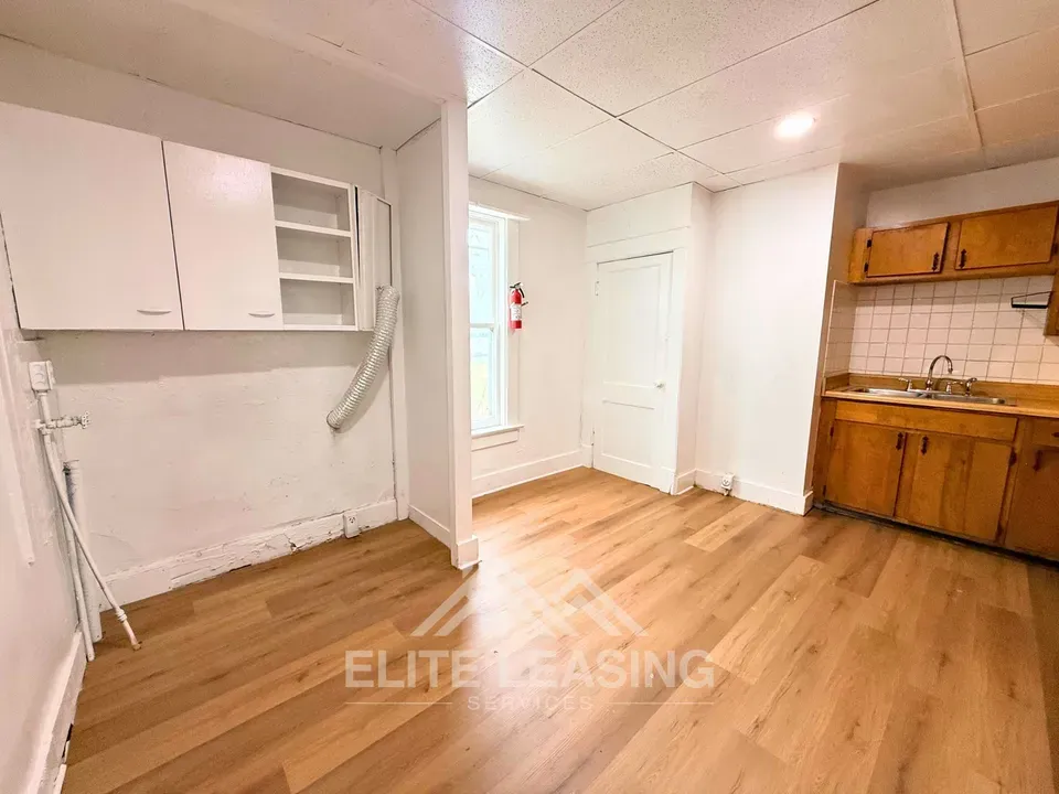 3 Bed 2 Bath Contemporary High-Rise Condo in Topeka, KS