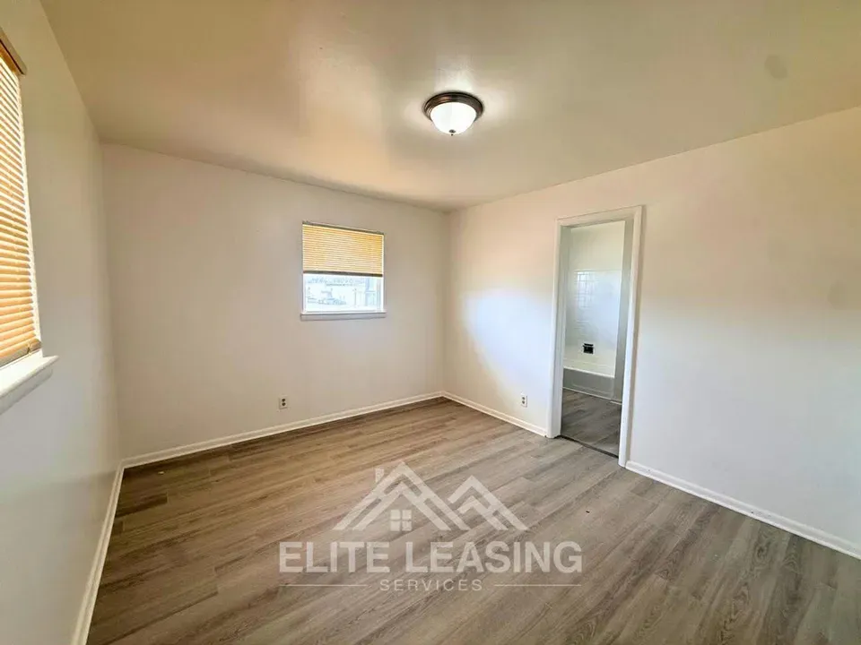 3 Bed 2 Bath Contemporary High-Rise Condo in Topeka, KS - 3