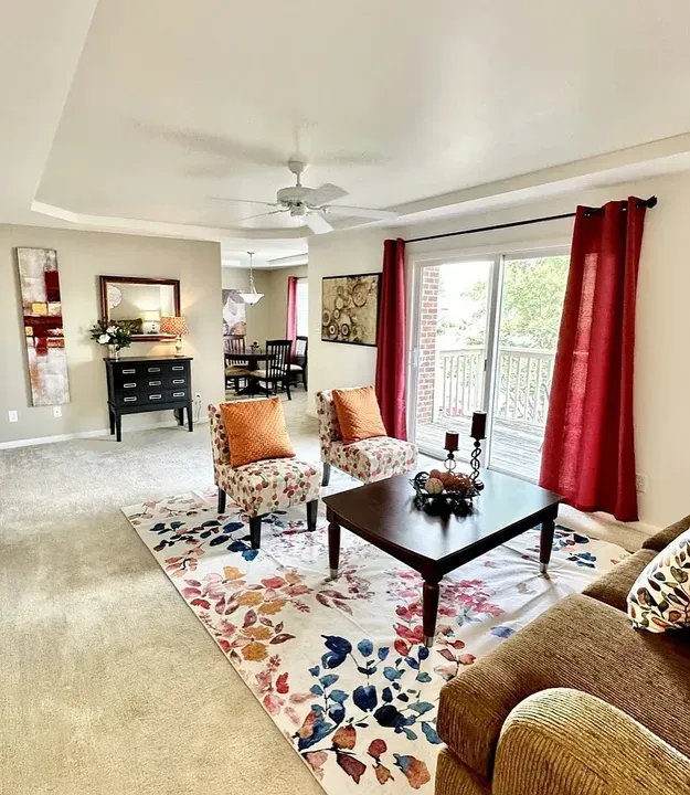 3 Bed 2 Bath Contemporary High-Rise Condo in Virginia Beach, VA - 2
