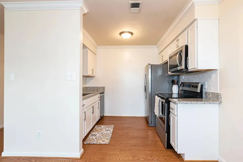 3 Bed 2 Bath Contemporary High-Rise Condo in Virginia Beach, VA - 3