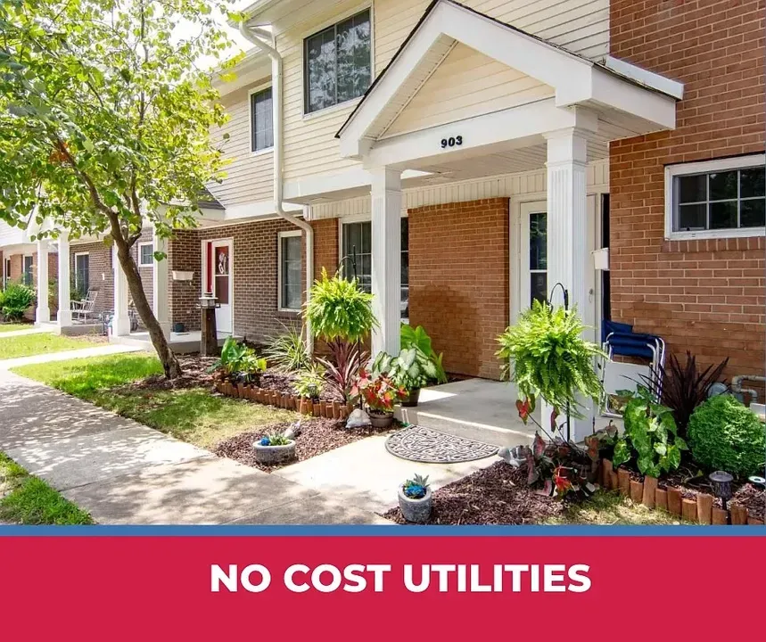 3 Bed 2 Bath Contemporary High-Rise Condo in Virginia Beach, VA - 1