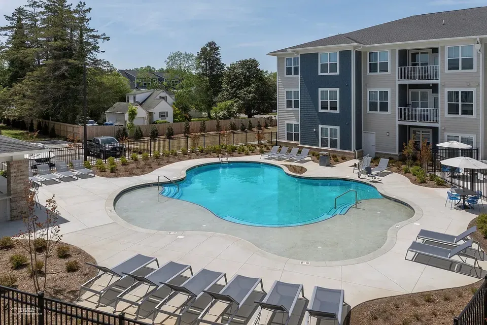 3 Bed 2 Bath Contemporary High-Rise Condo in Virginia Beach, VA - 1