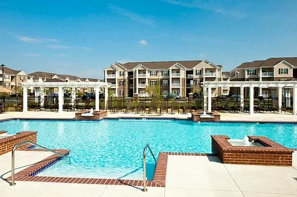 3 Bed 2 Bath Contemporary High-Rise Condo in Virginia Beach, VA - 1