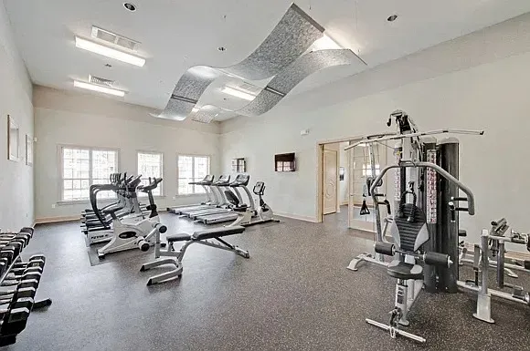 3 Bed 2 Bath Contemporary High-Rise Condo in Virginia Beach, VA - 5
